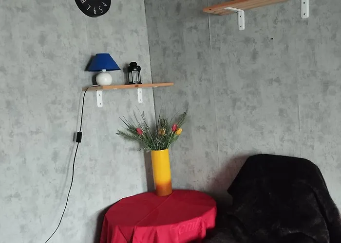 S Balkónem V Rodinném Domě Habitación en casa particular